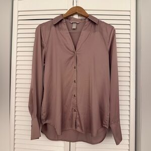 H&M Mauve Button Down Shirt